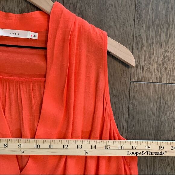 LUSH HIGH LOW TOP WOMENS SMALL  NEON ORANGE SURPLICE SLEEVELESS V NECK BLOUSE. - Picture 9 of 11